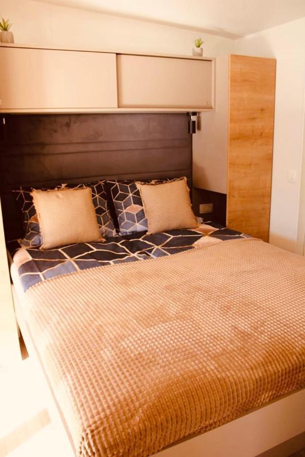 Campsite Mobile Peponi Del Mar, Brand New *